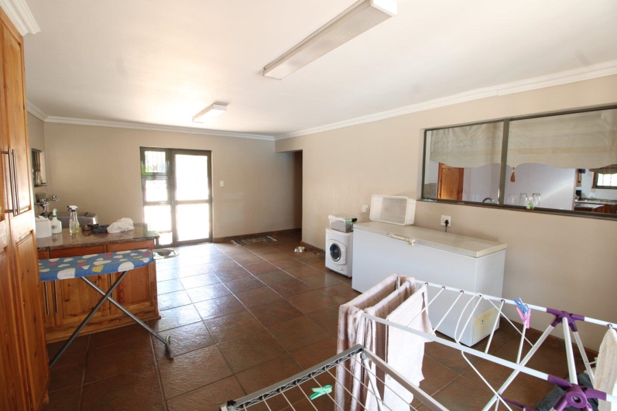 11 Bedroom Property for Sale in Van Der Hoff Park North West